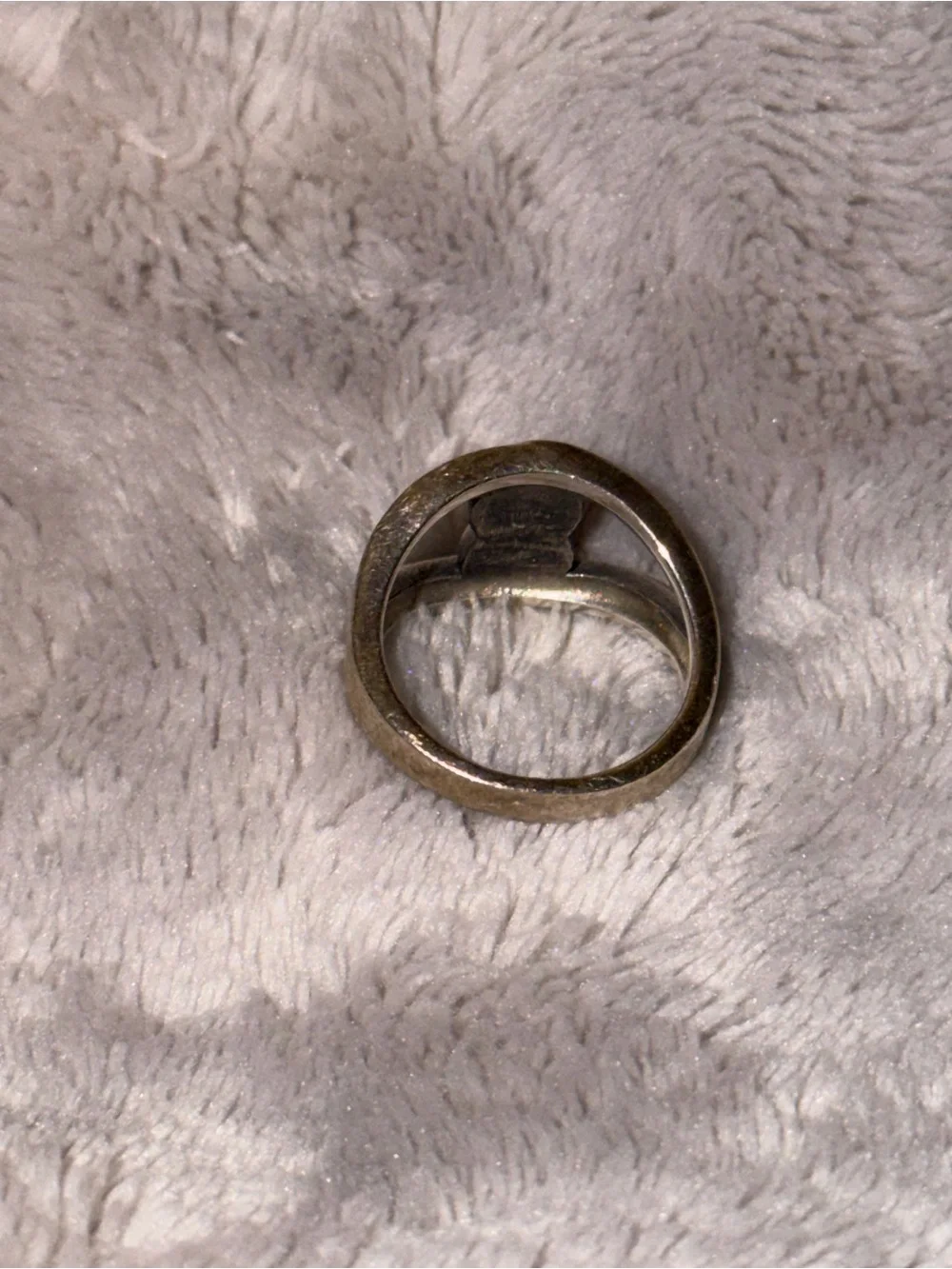 Sterling Silver Knot Accent Women's Ring - 925